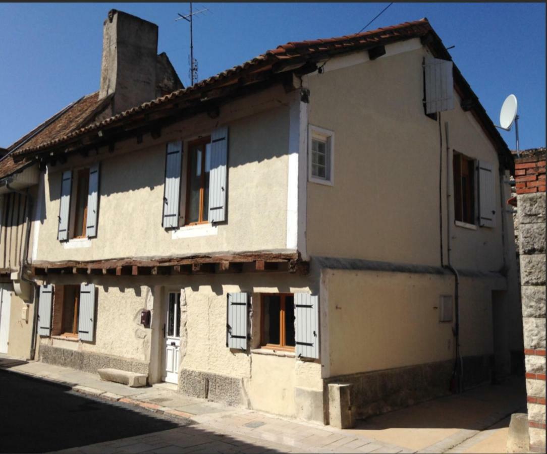 Eymet Townhouse Villa Bagian luar foto